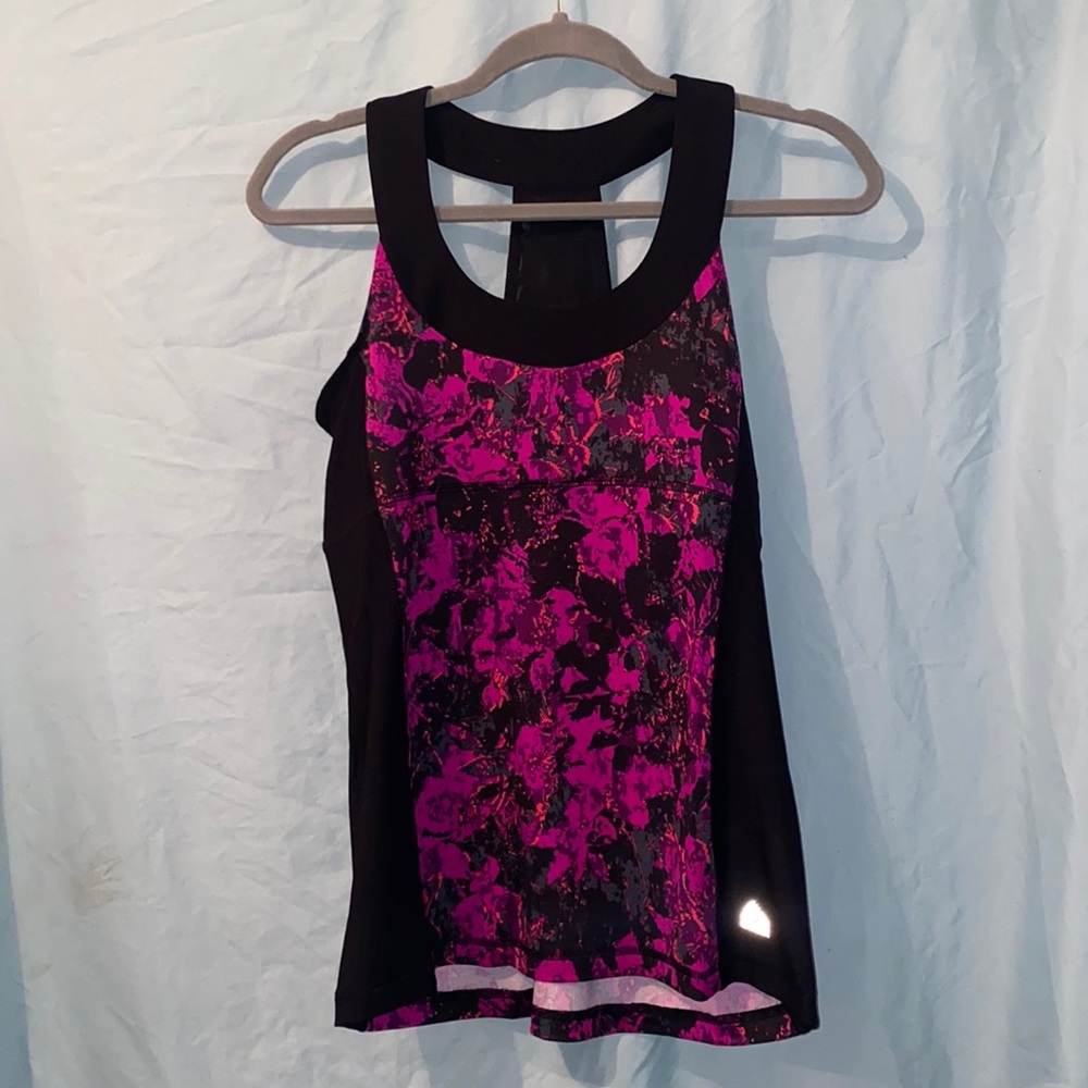 RBK workout tank size L. Brand new
